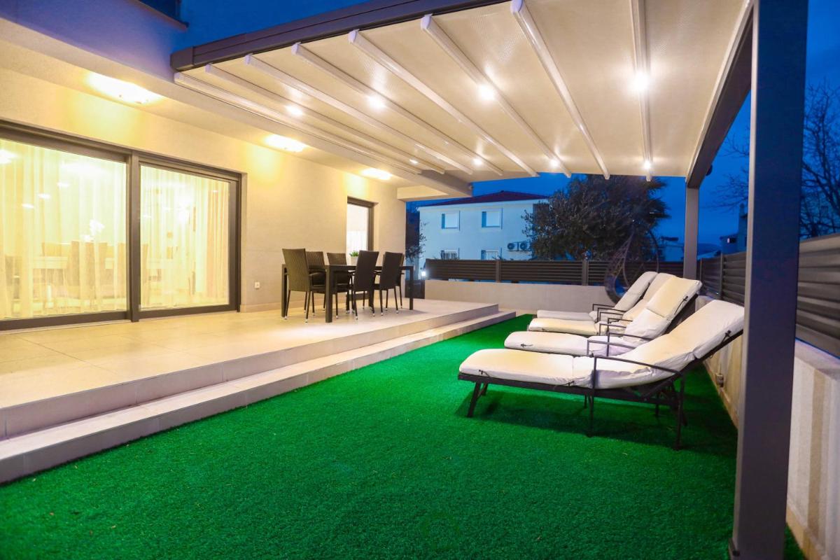 Apartment Castelli, 5 stars apartment - Housity