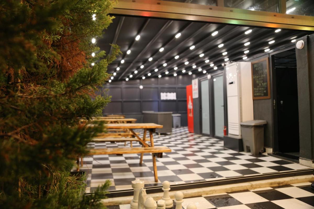 Hanchi Hostel - Housity