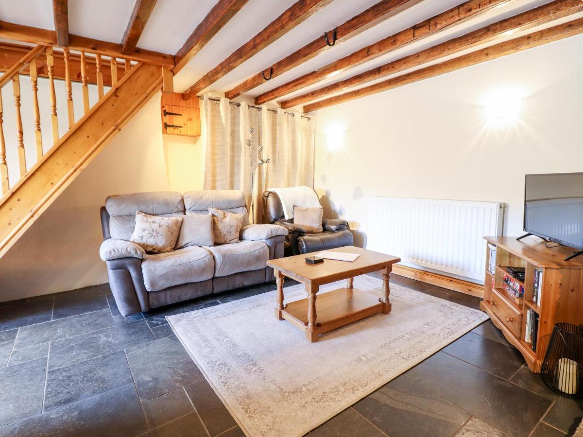 Cwm Yr Afon Cottage - Housity