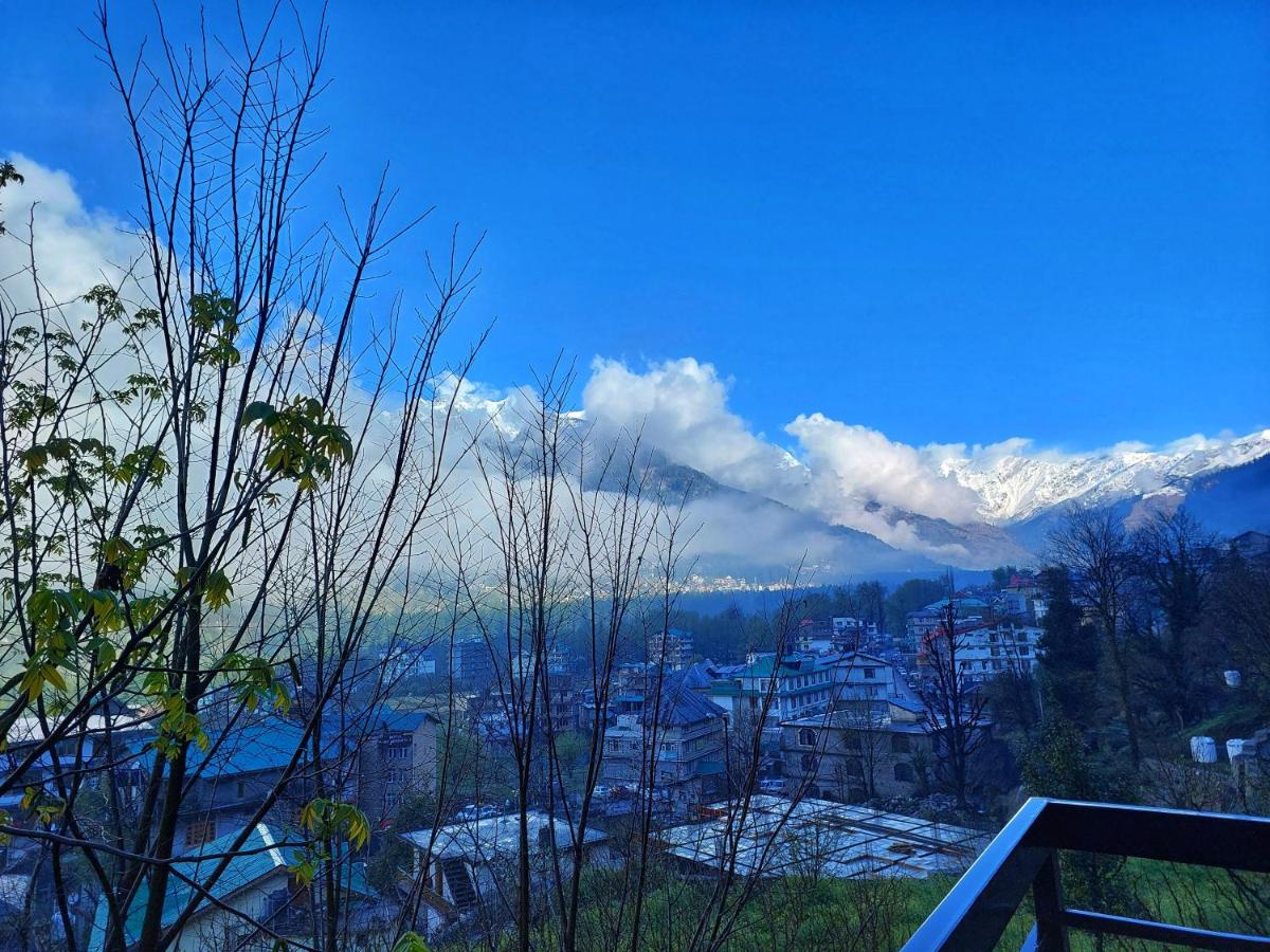Suitetrails - The Trip House, Manali