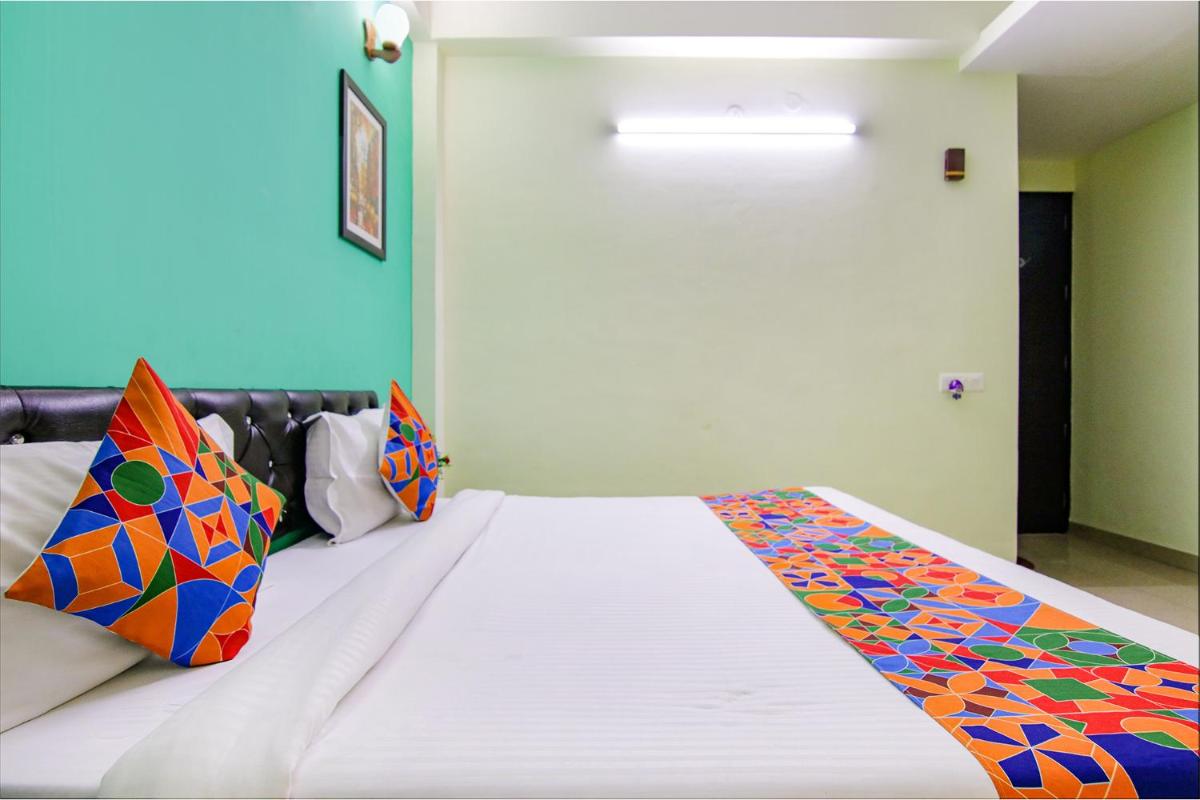 FabExpress Rumaisa Residency - Housity