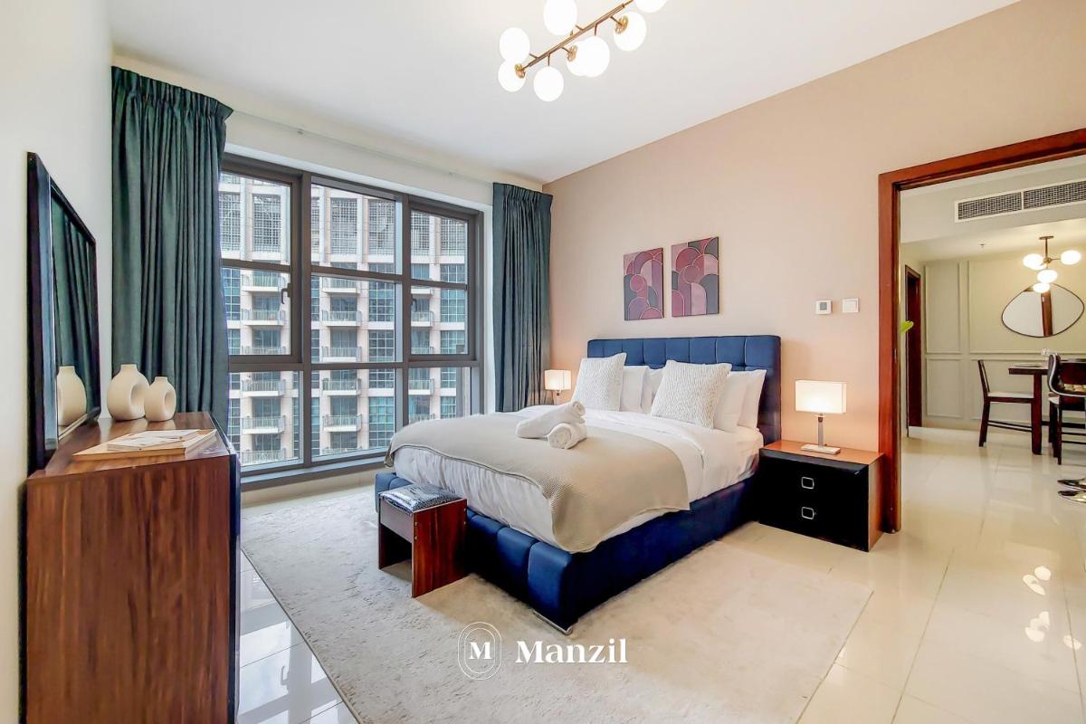 Manzil - Luxury 1BR Apartment in Downtown with Burj Khalifa View next to Dubai Mall - Hizvo