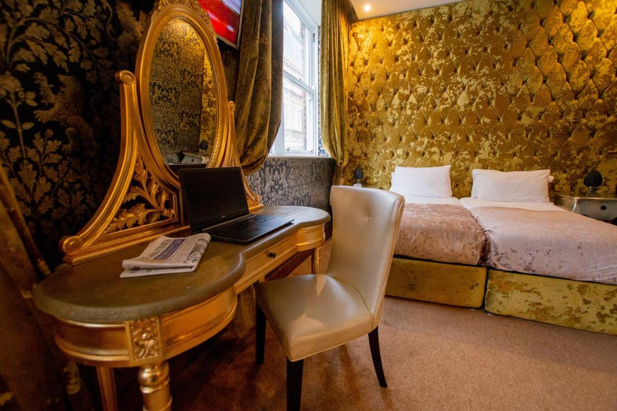 The Dixie Dean Hotel - Housity