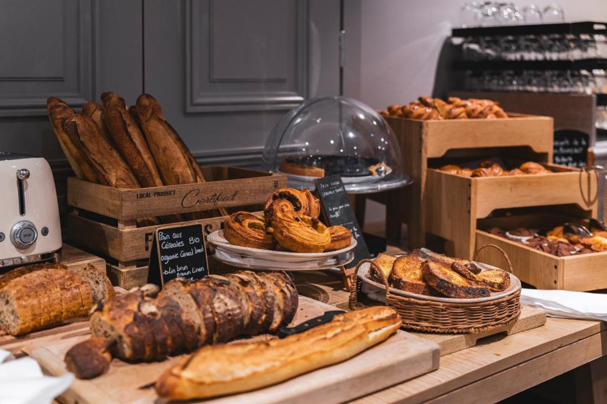 Nourriture dans l'hôtel ou à proximité