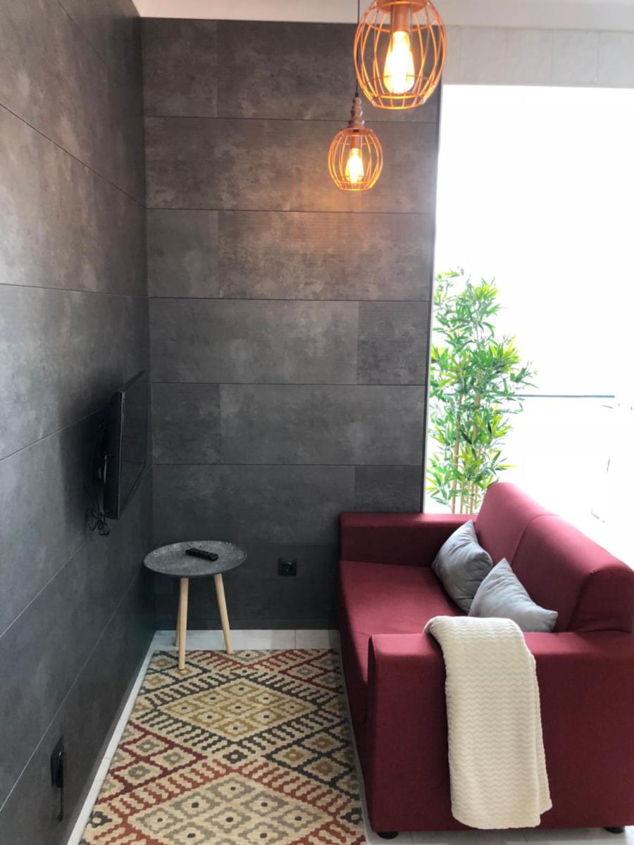 Sete Rios, Near Zoo Lisboa/ free Wifi - Housity