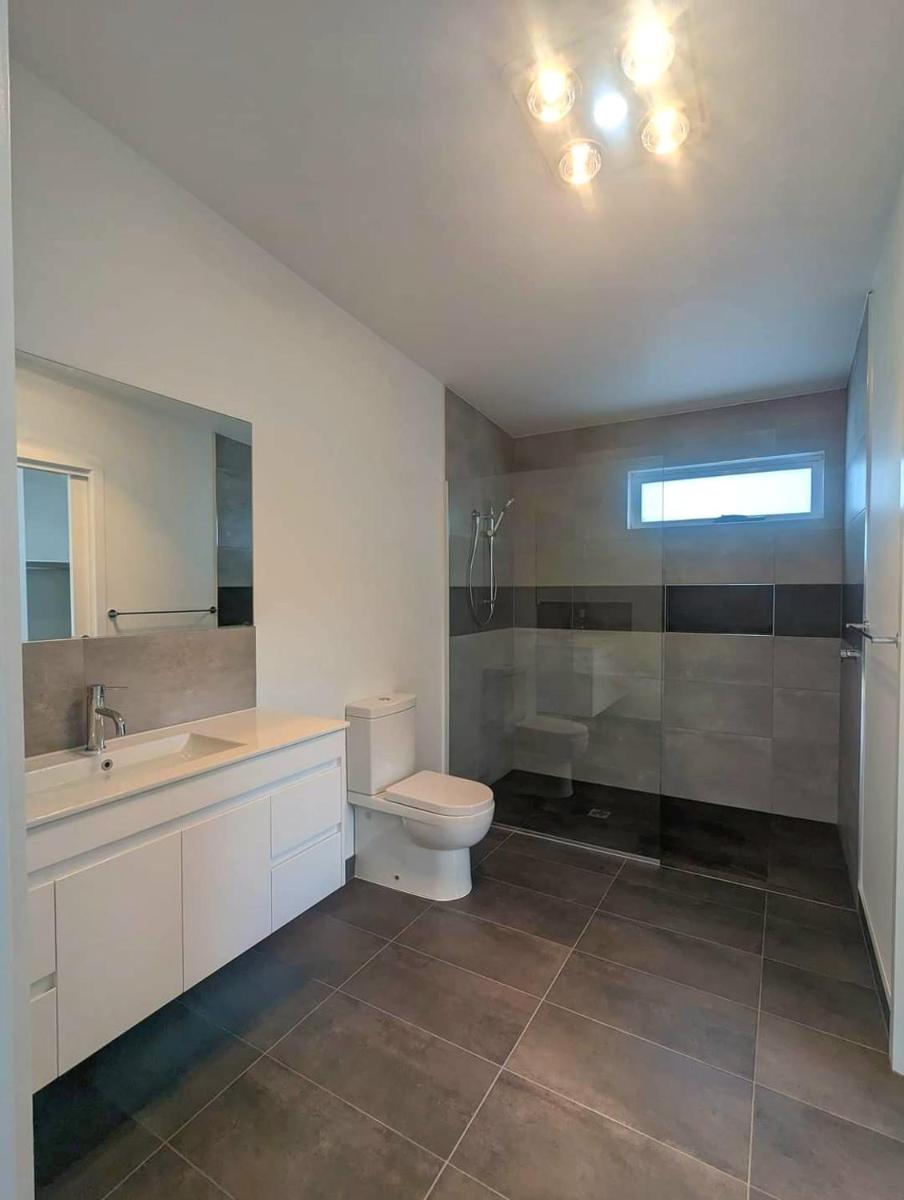 Beach Getaway - Blessington Villa - Housity