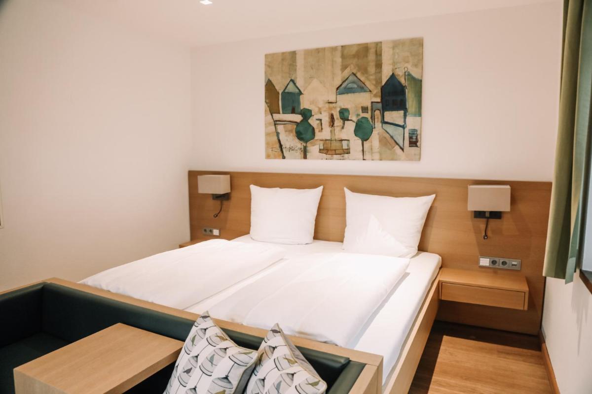 Hotel Hofwirt Neubeuern - Housity