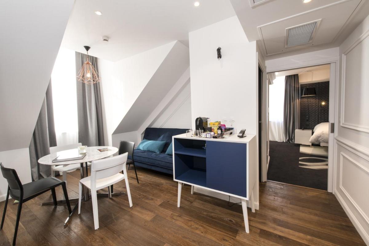 Coin salon dans l'établissement Vertigo Hotel, By Marriott, a Member of Design Hotels