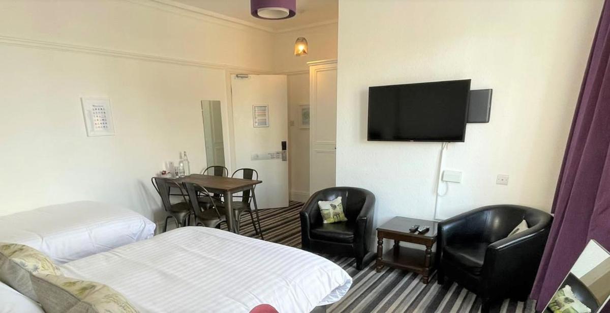 The Unicorn Skipton - Housity