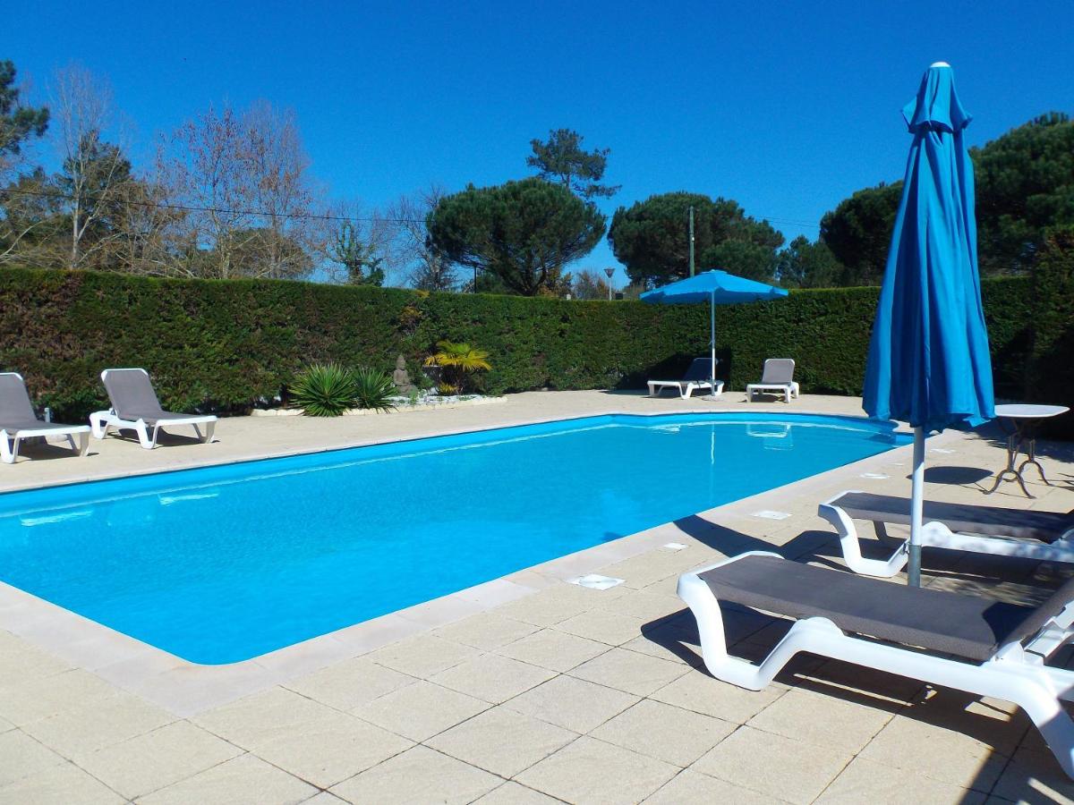 Hotel Cote et Lac - Housity