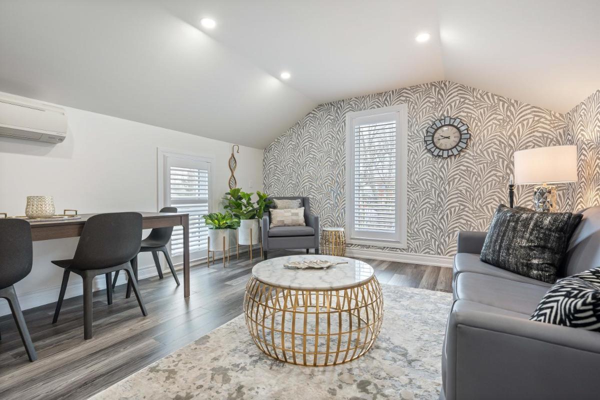 Luxe Lodges on Lake Erie - Housity