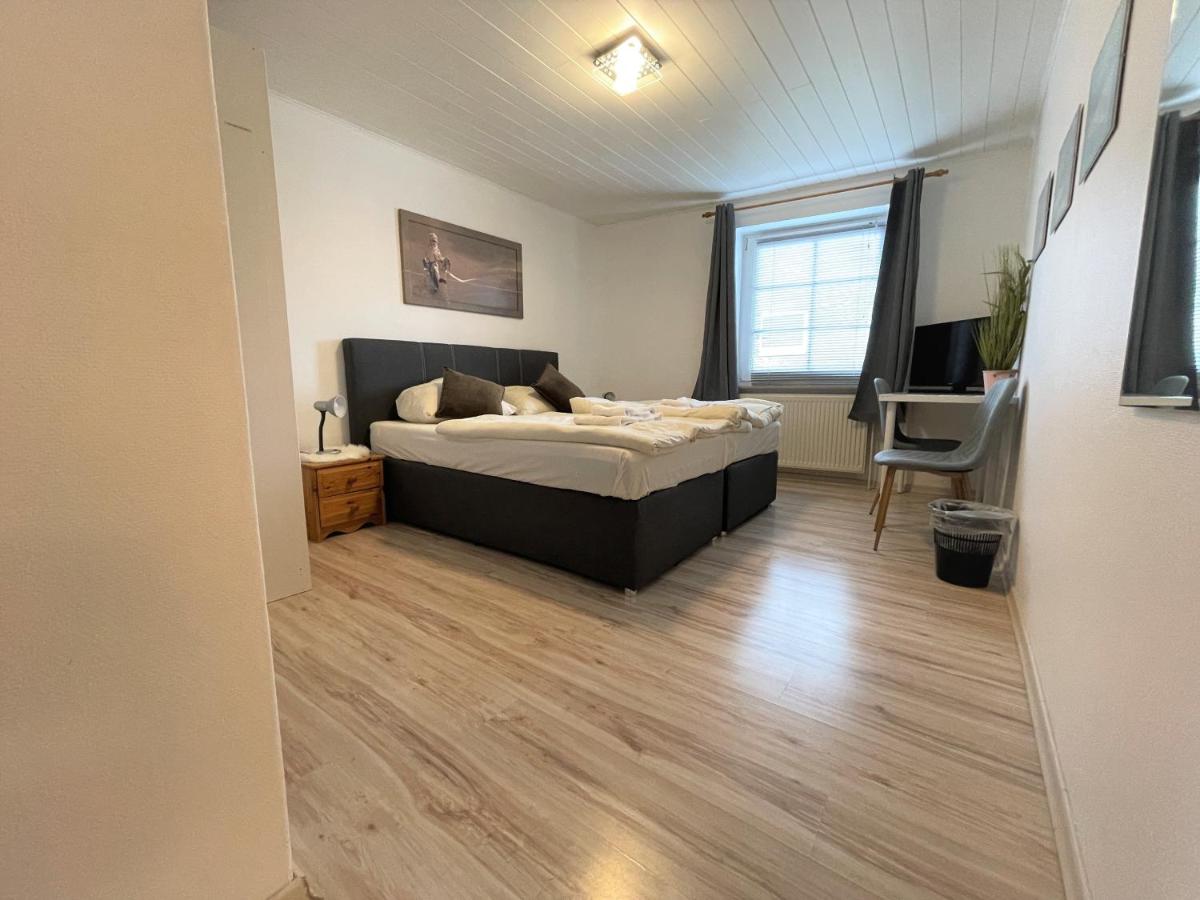 Ellada Restaurant & Hotel - Housity