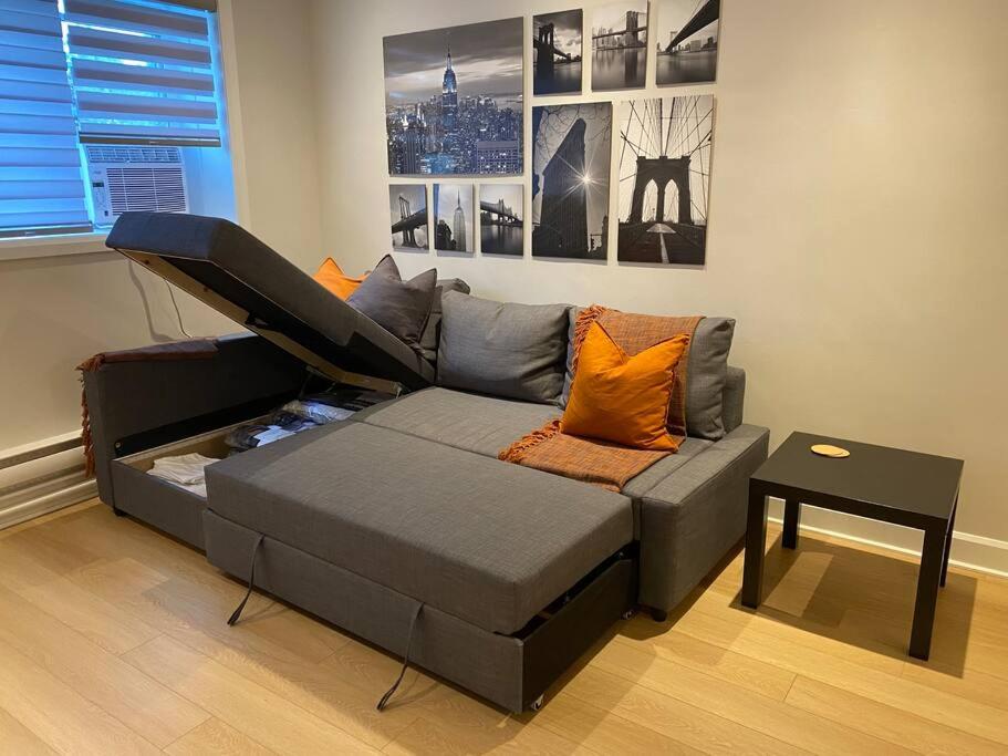 HAWKESBURY Executive new Apartment - Housity