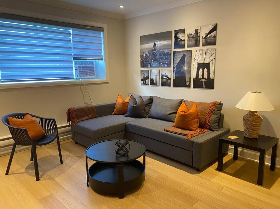 HAWKESBURY Executive new Apartment - Housity