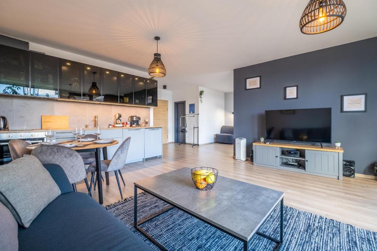 Arcadia Apartment, Park and Parking - Housity