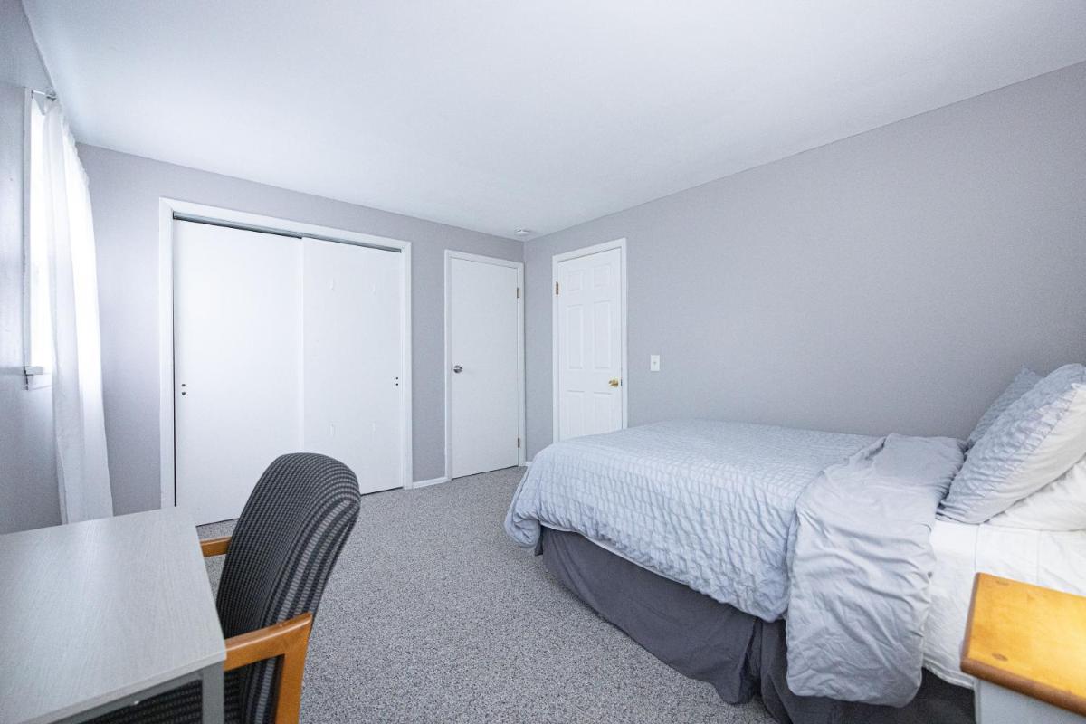 Cheerful home with free parking and WiFi - Housity