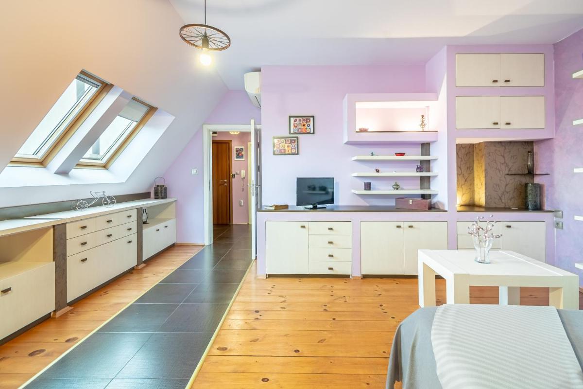 Zen Home pLOVEdiv - Housity