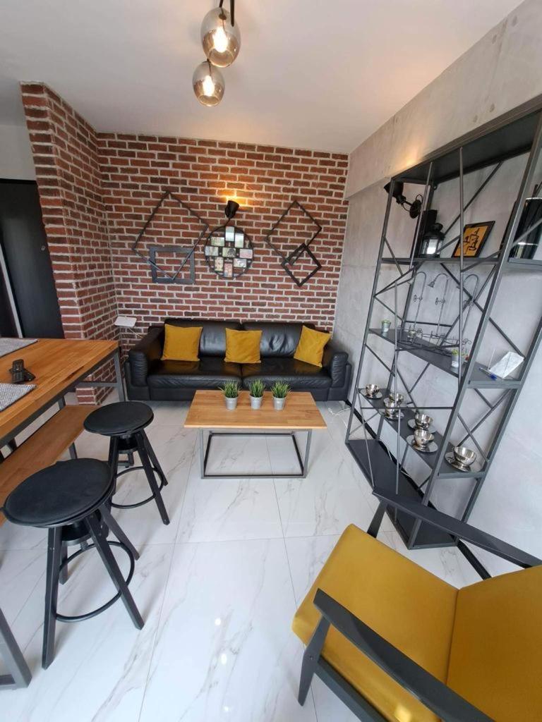 Seaside Dream - Housity