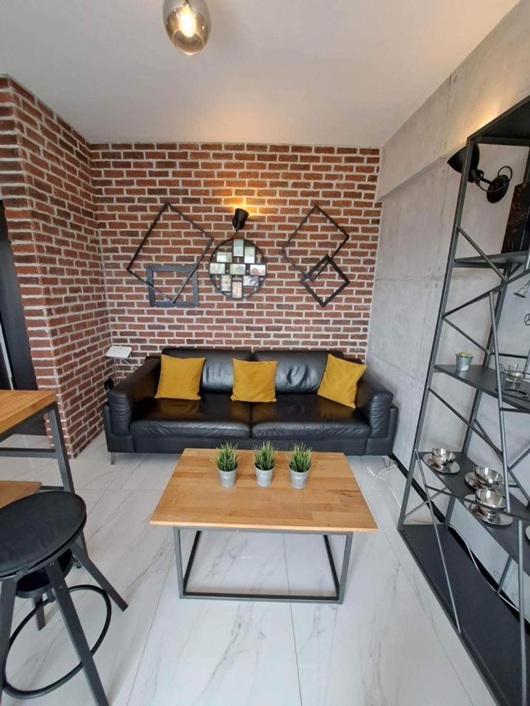 Seaside Dream - Housity