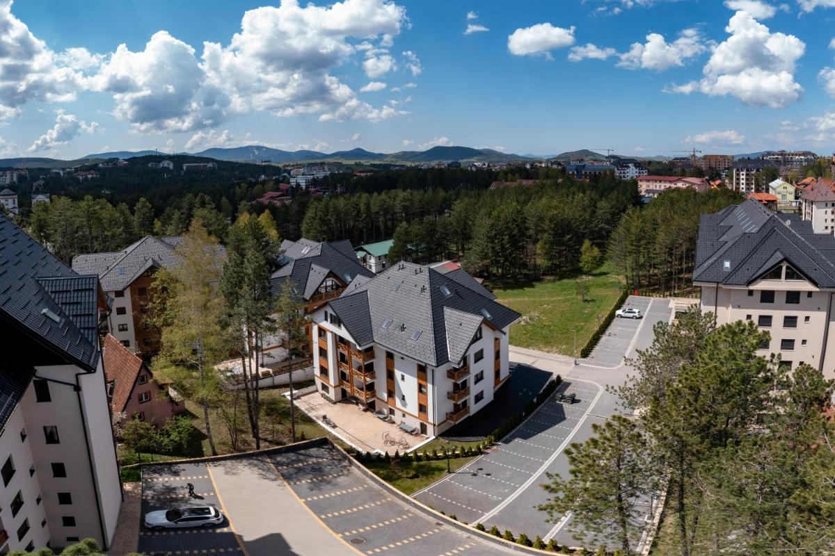 Idila Lux - Housity