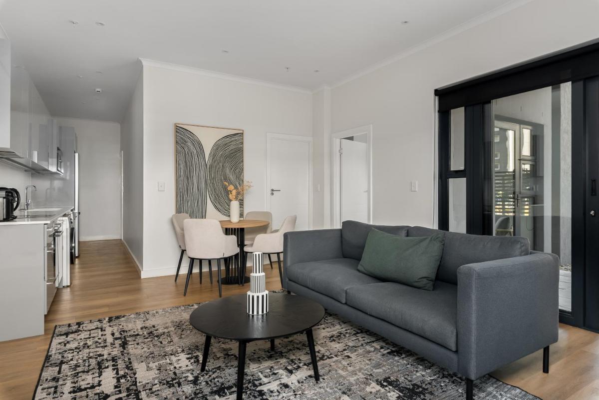 Newlands Peak Aparthotel by Totalstay - Housity