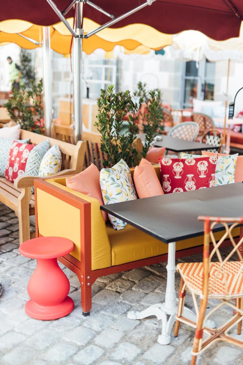 Coin salon dans l'établissement Mama Shelter Rennes