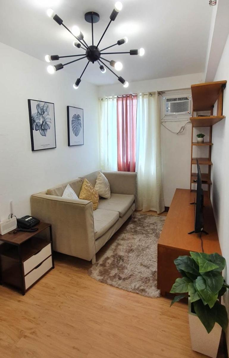 Arezzo Place Davao City - 1BR Condo - Andresen Rentals - Housity