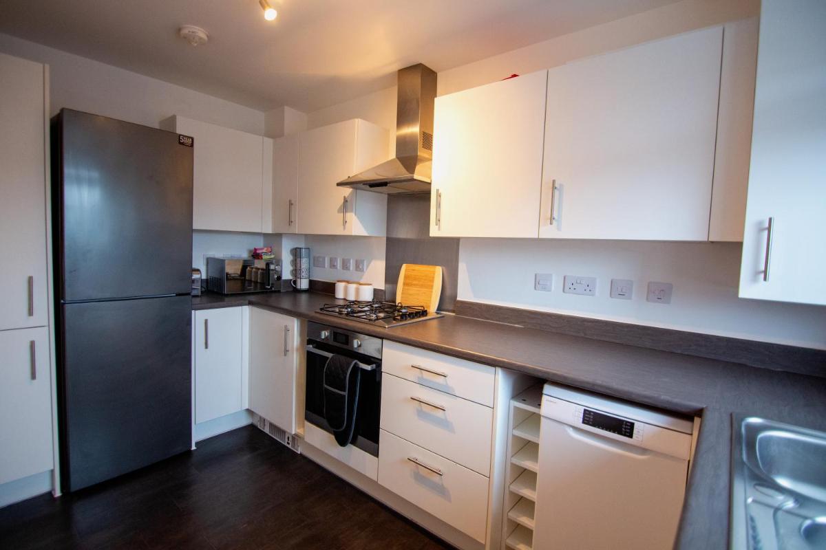 Old Sarum House - Housity