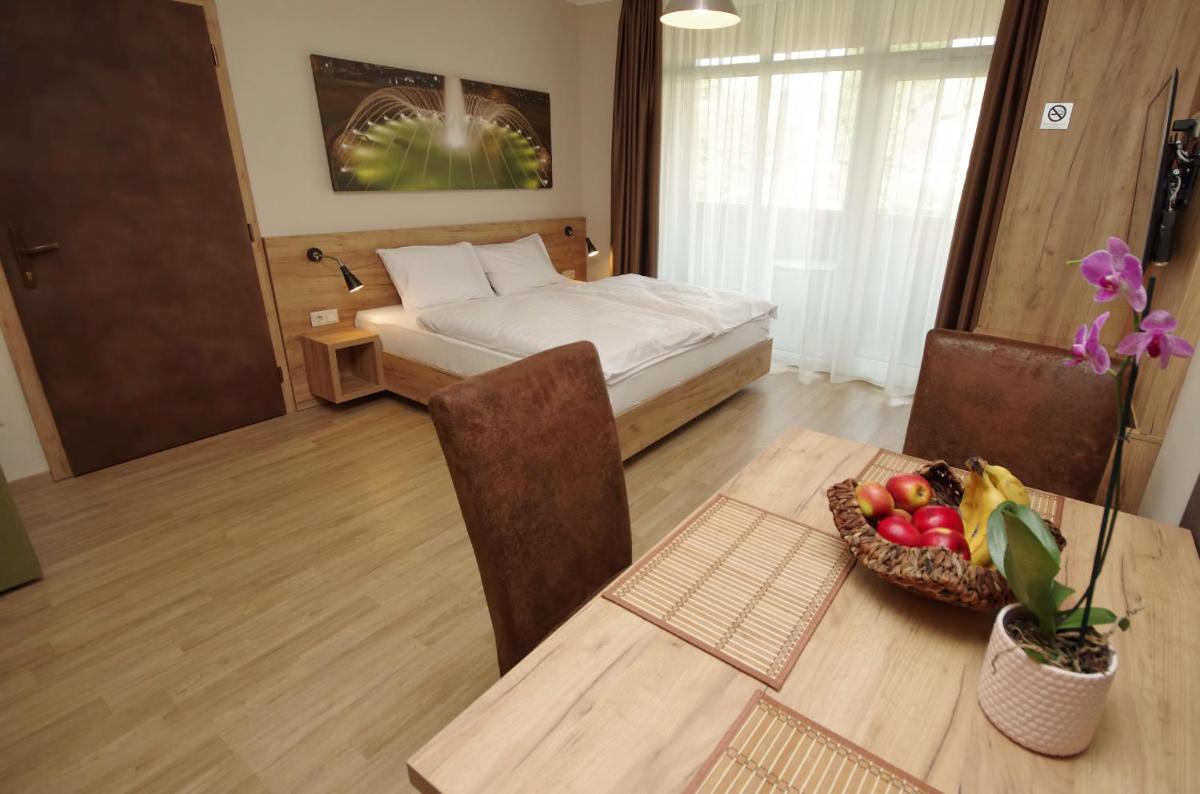 Almásy Apartmanház Gyula - Housity