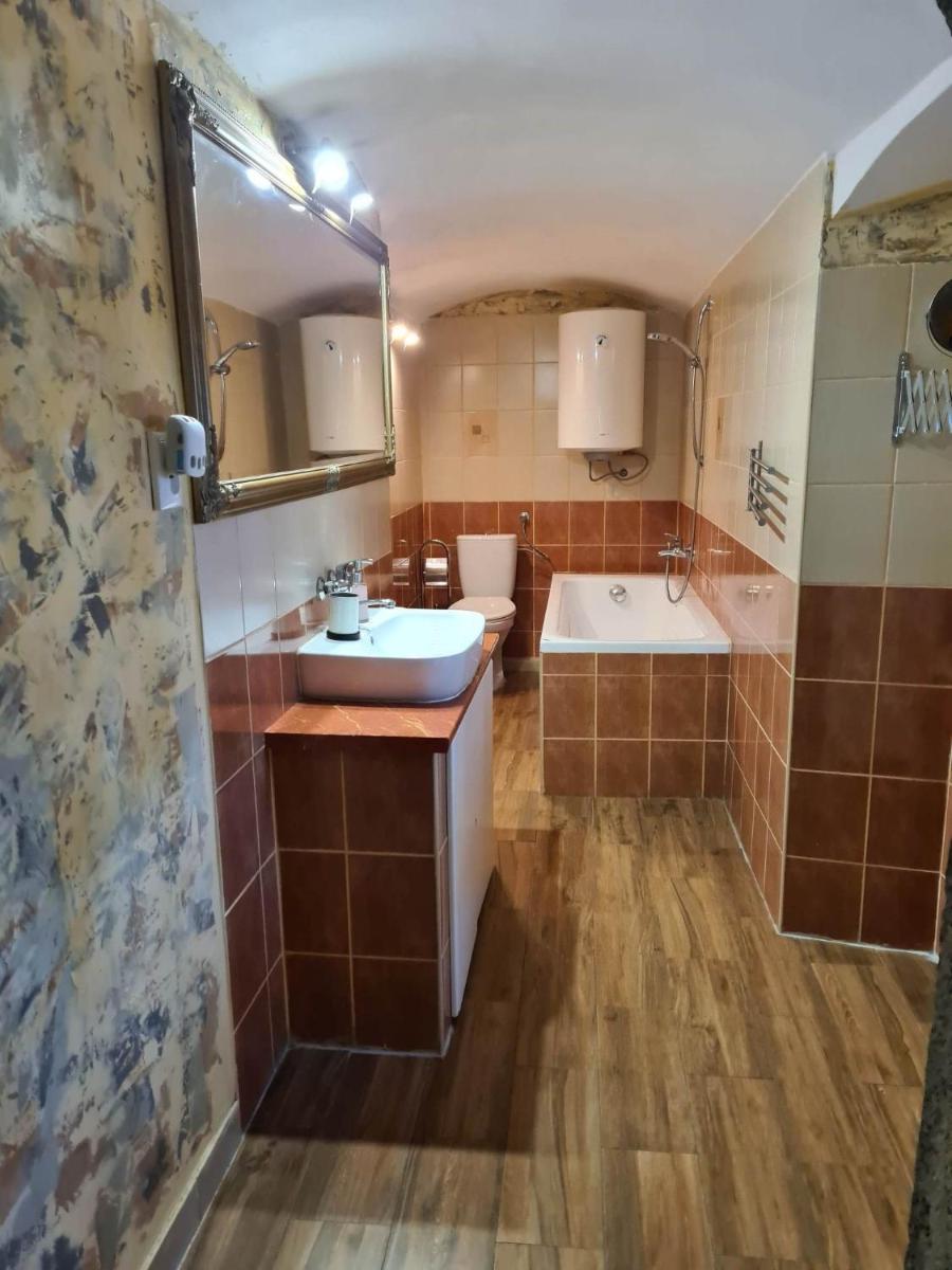Penzión na Trojice & Reštaurácia FORTUNE - Housity