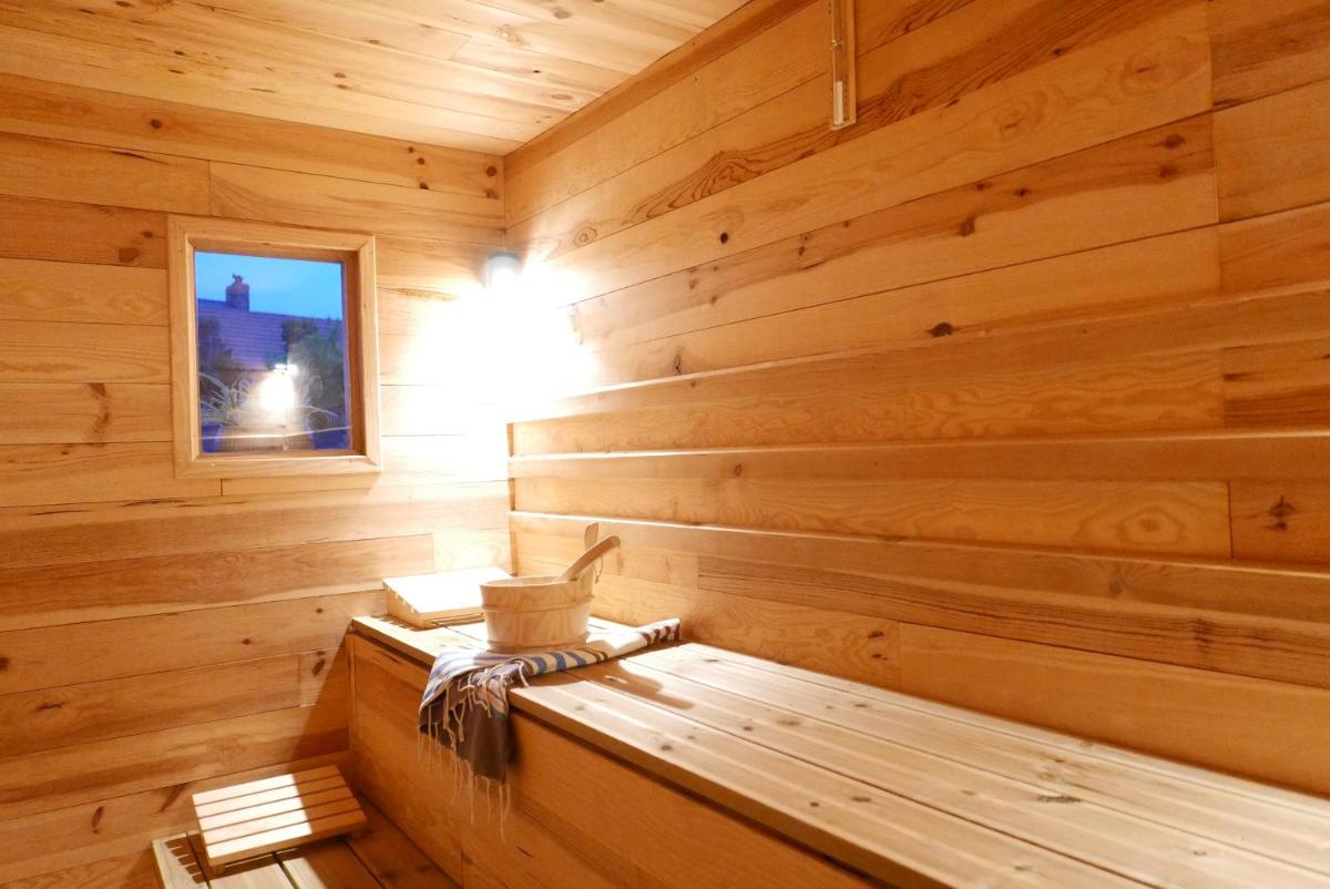 Villa de la Plage, la baie du Mont-Saint-Michel, sauna - Housity