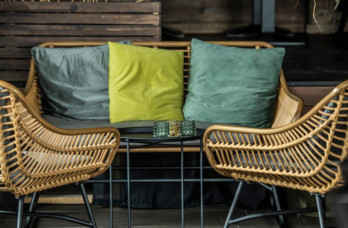 Laxhall Hotell Krog Konferens - Housity