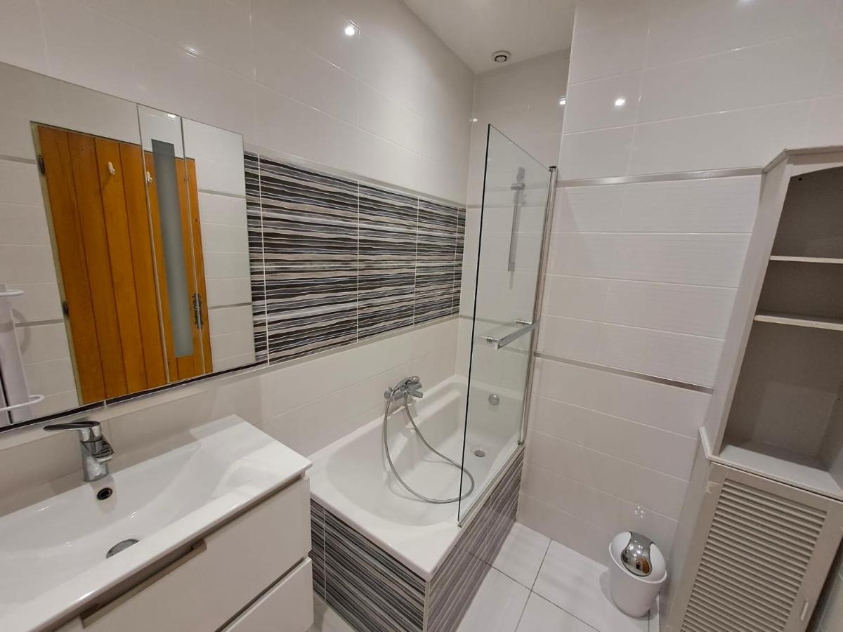 Convenient and comfortable House, Ferney Voltaire - Housity