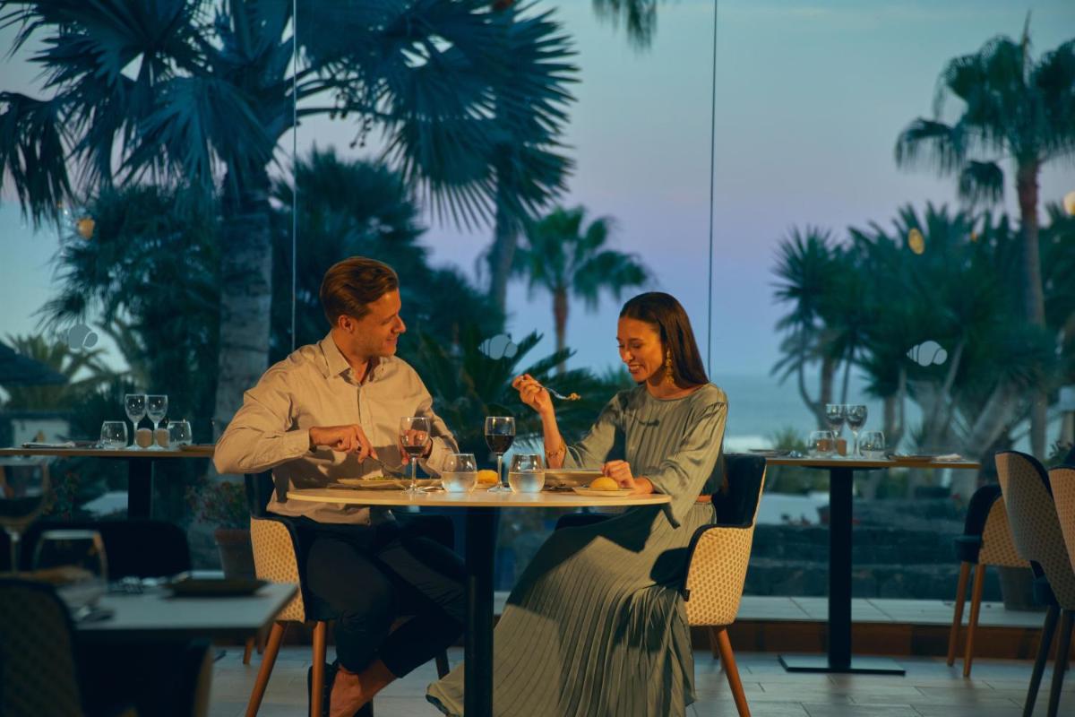 Clientes alojados en Secrets Lanzarote Resort & Spa - Adults Only (+18)