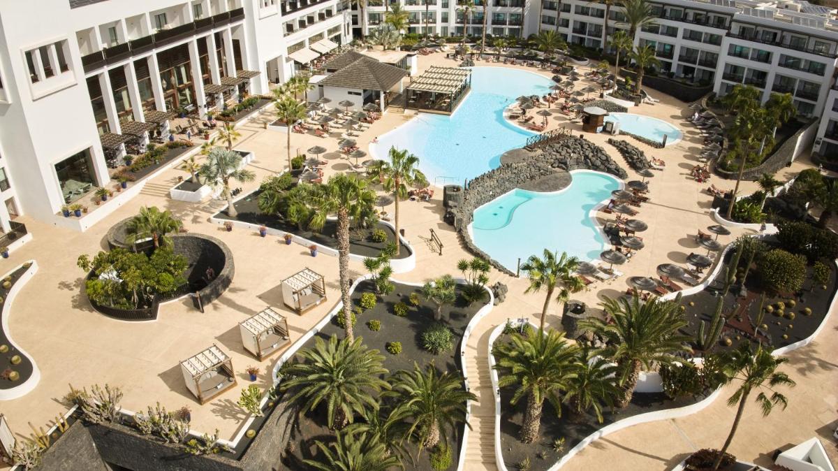 Piscina en o cerca de Secrets Lanzarote Resort & Spa - Adults Only (+18)