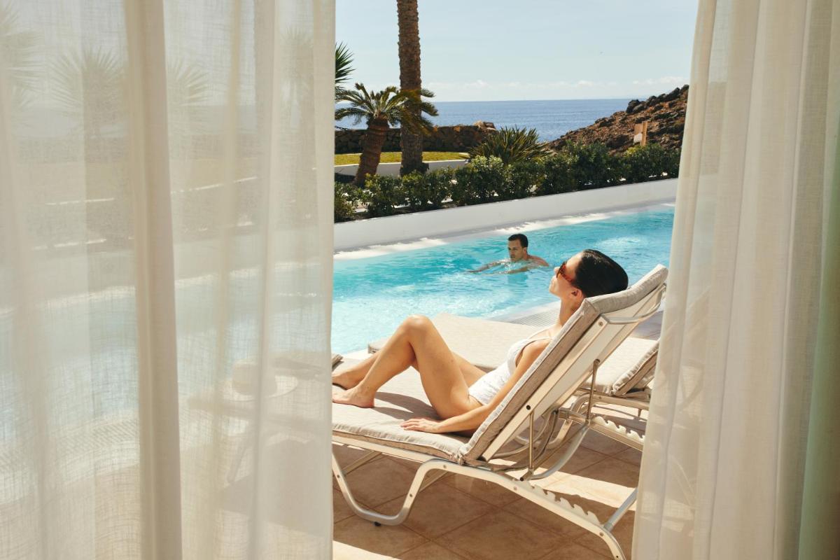 Piscina en o cerca de Secrets Lanzarote Resort & Spa - Adults Only (+18)