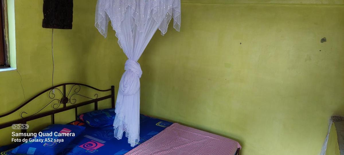 LawangInn- Restaurant-Guesthouse(B&B) - Housity