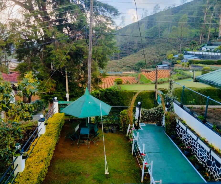 New Royal Mount Hotel - Housity