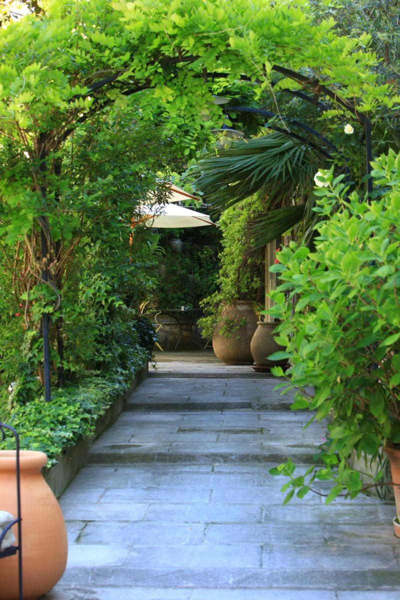 Jardin de l'établissement La Regalido