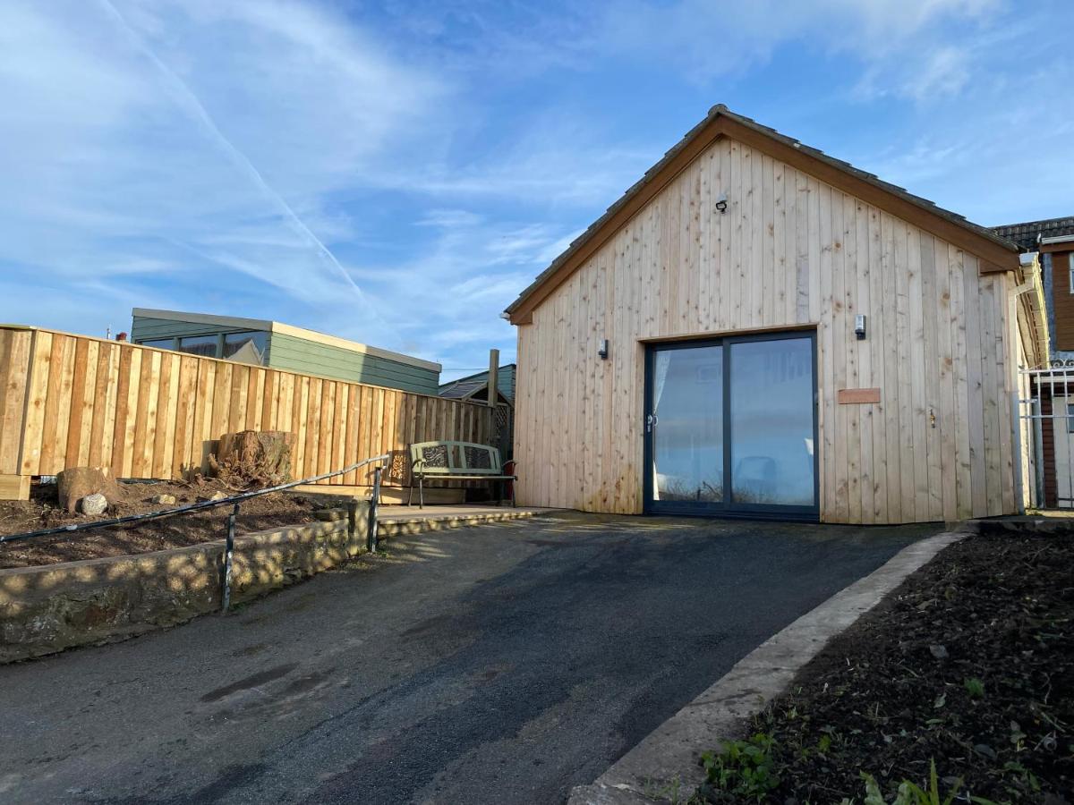 Stonecroft Cwtch - Housity