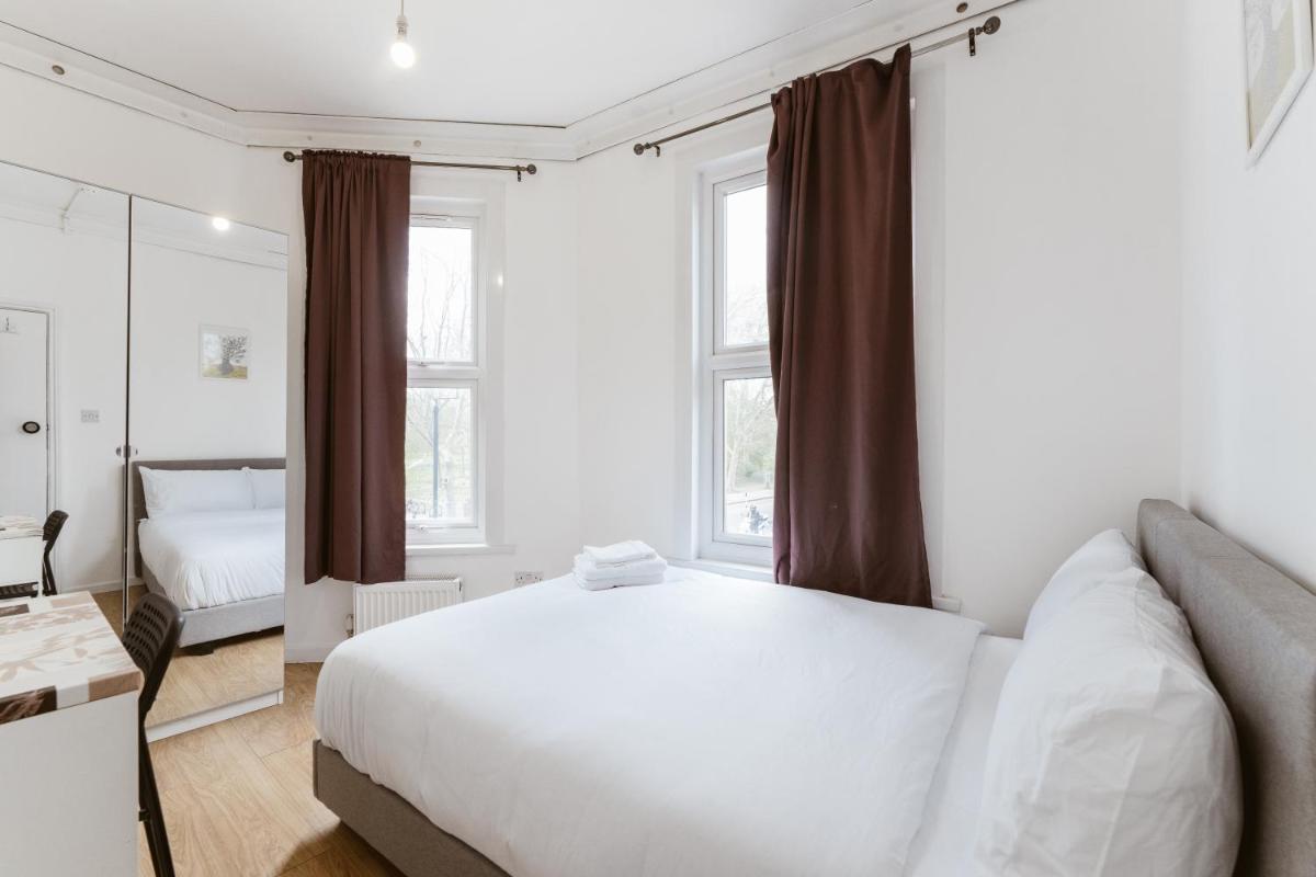 Mile End Double Rooms 27 Guest house - Housity
