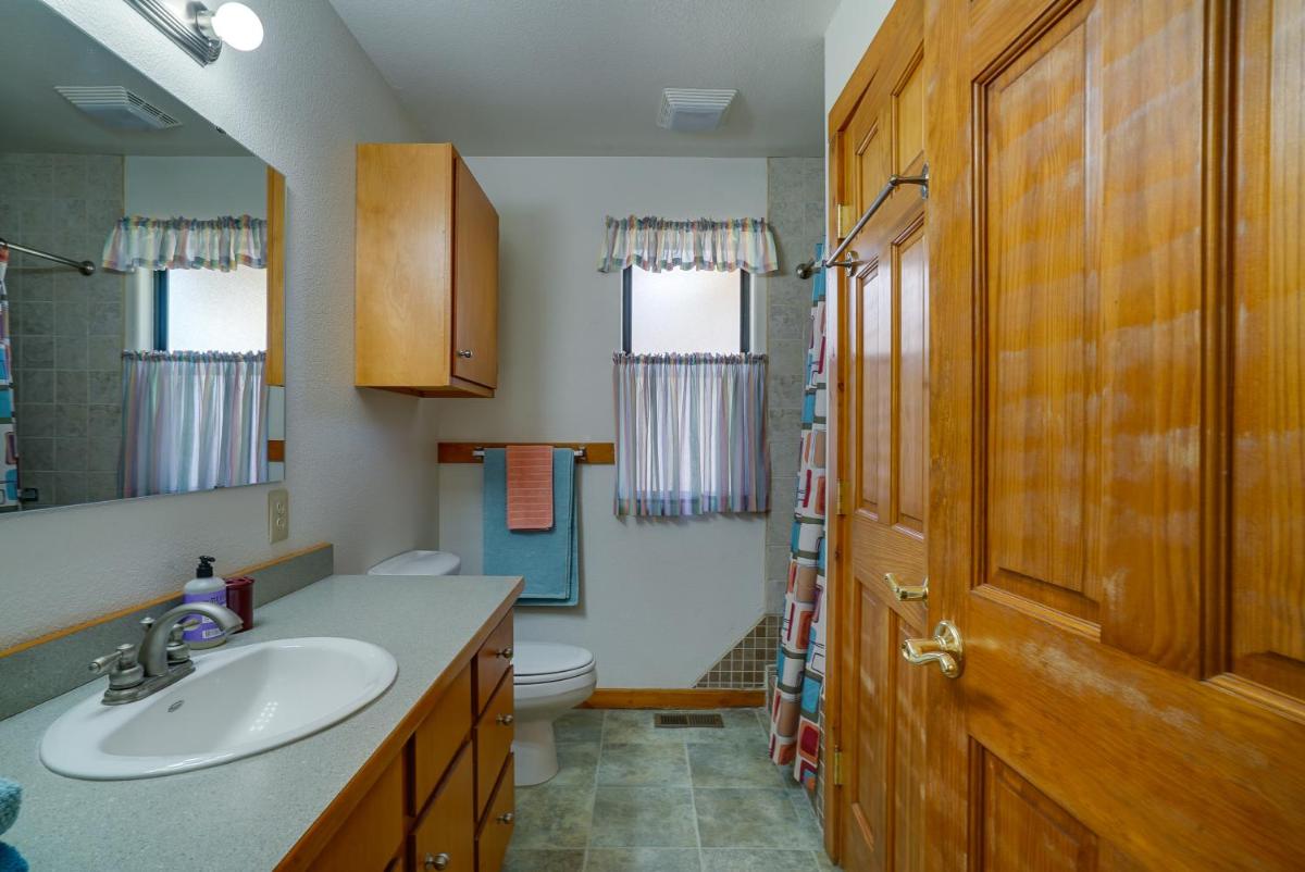 Cozy Las Cruces Home - 2 Mi to New Mexico State! - Housity