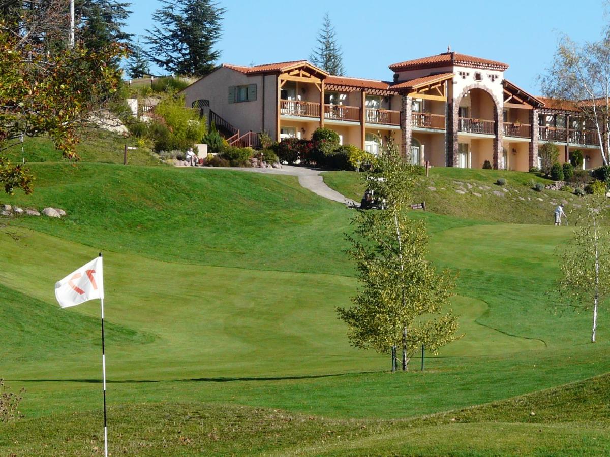 Golf sur le terrain de l'hôtel ou à proximité