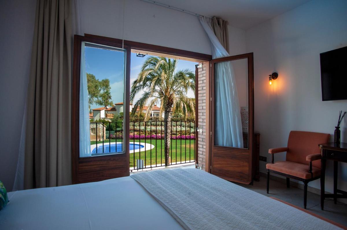 Hotel Aires de l'Emporda - Housity