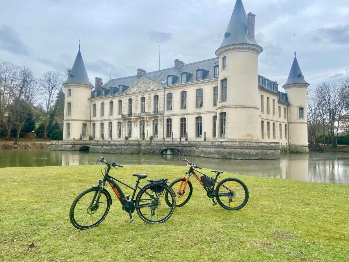 Château d'Ermenonville - Housity