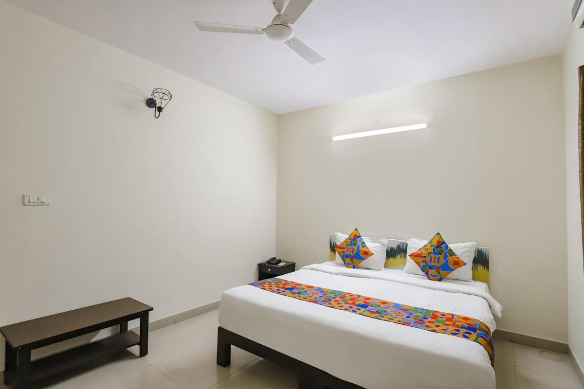 FabHotel SS House - Housity