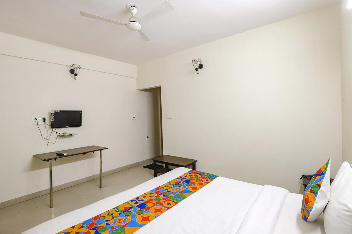 FabHotel SS House - Housity