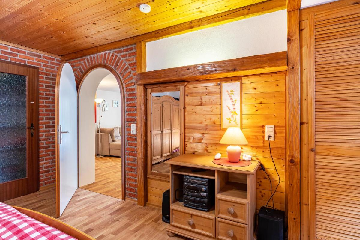 Ferienwohnung im Grünen - Housity