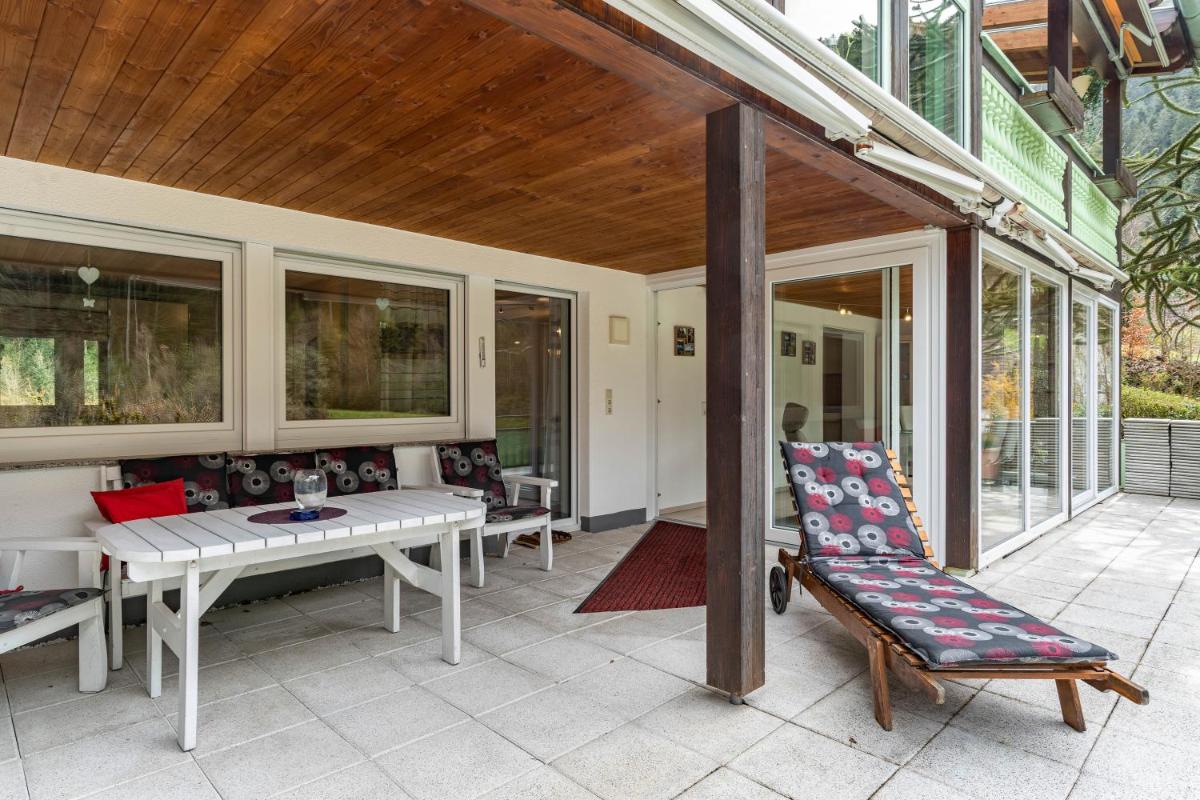 Ferienwohnung im Grünen - Housity