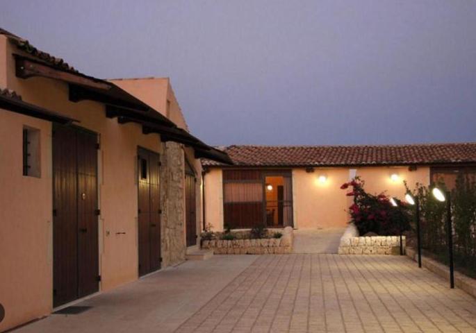 Agriturismo La Fiumara - Housity